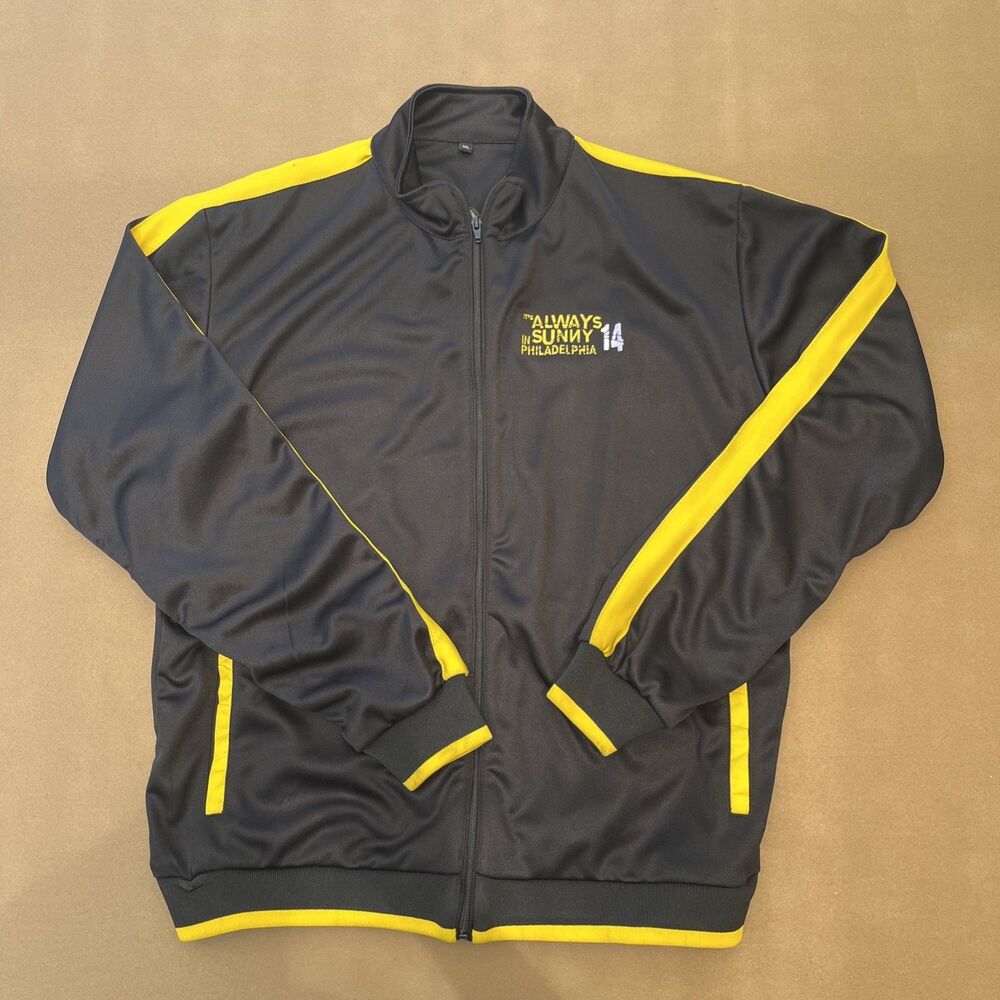 ALWAYS SUNNY IN PHILADELPHIA : TRACK JACKET XL / CAST CREW SEASON 14